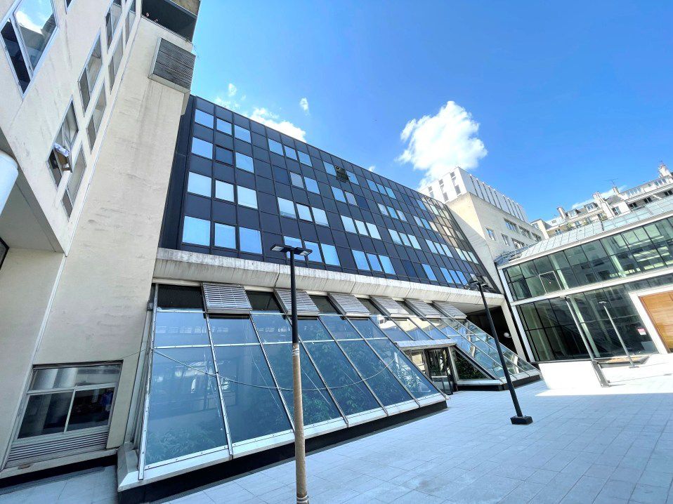 32 rue de Paradis, photo 3